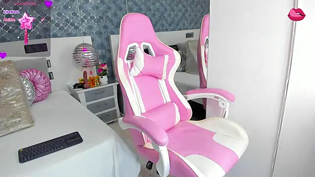  AshleyPayton  online show from March 10, 2025, 8:56 pm