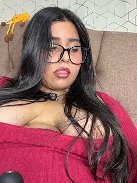 Snapshot of virginbrunette99 chatting on April 29, 2026, 5:55 am virginbrunette99 online show from April 29, 2026, 5:55 am