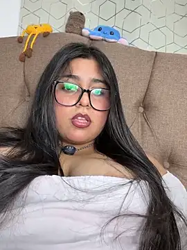 Snapshot of virginbrunette99 chatting on May 9, 2026, 4:50 am virginbrunette99 online show from May 9, 2026, 4:50 am
