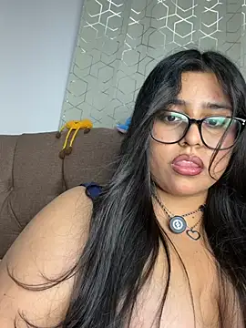 Snapshot of virginbrunette99 chatting on May 21, 2026, 6:31 am virginbrunette99 online show from May 21, 2026, 6:31 am