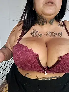 Snapshot of turbinada301 chatting on December 1, 2025, 5:18 pm turbinada301 online show from December 1, 2025, 5:18 pm