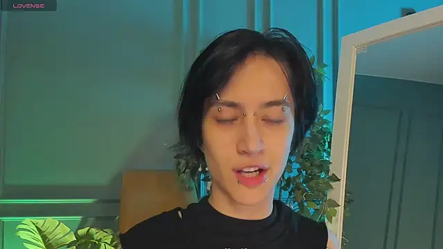 lisbatsyy online show from March 15, 2025, 4:43 pm