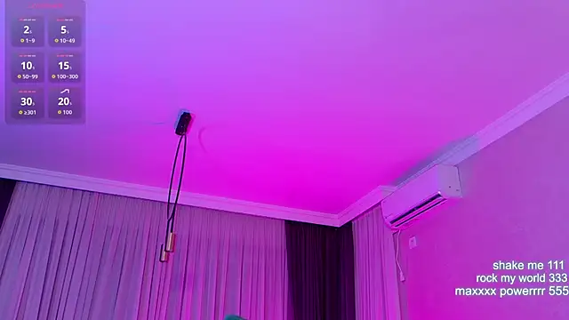 CutiePie69   online show from May 1, 2026, 7:18 pm