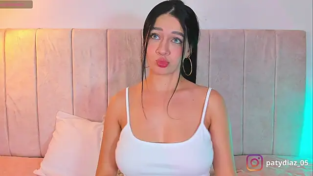 MiiaParker6972 online show from November 14, 2025, 12:20 am