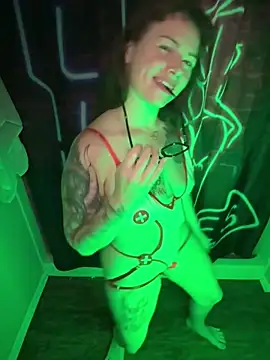 Snapshot of NaughtyLittleVeteran chatting on October 29, 2025, 1:19 am NaughtyLittleVeteran online show from October 29, 2025, 1:19 am