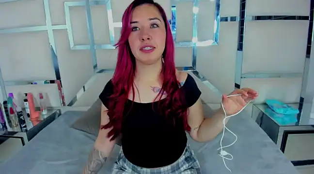 Snapshot of Celeste_X chatting on March 9, 2025, 3:54 am Celeste X online show from March 9, 2025, 3:54 am