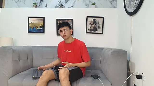 KING OFF BOYS online show from December 20, 2025, 1:07 pm