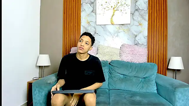 Snapshot of KING_OFF_BOYS chatting on May 23, 2026, 1:04 pm KING OFF BOYS online show from May 23, 2026, 1:04 pm