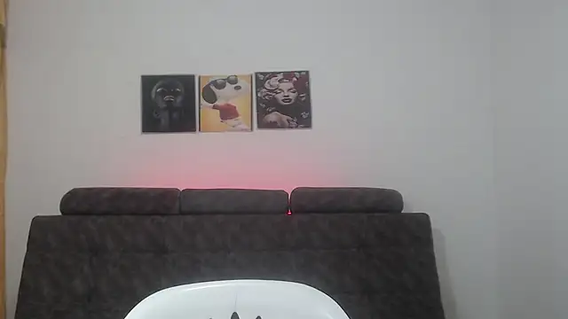 Snapshot of Anthonela_Queen chatting on March 13, 2025, 1:18 pm Anthonela Queen online show from March 13, 2025, 1:18 pm