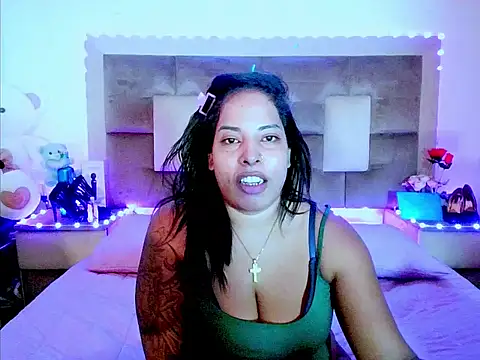 indiantopaz694u online show from April 16, 2026, 4:24 am