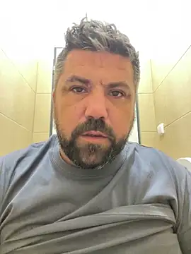 Alexander18edd online show from September 12, 2025, 8:03 am