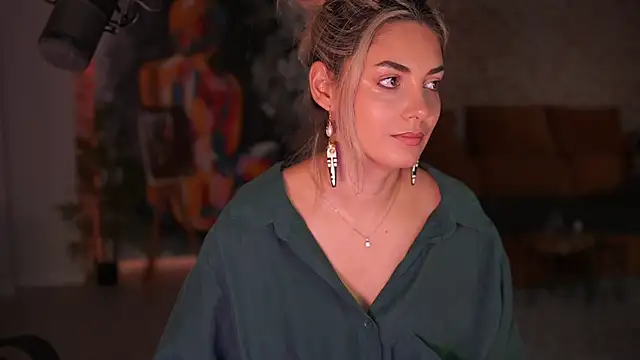  Allie  online show from November 18, 2025, 5:56 am