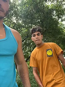 Snapshot of twinks_28 chatting on October 31, 2025, 6:42 pm twinks 28 online show from October 31, 2025, 6:42 pm