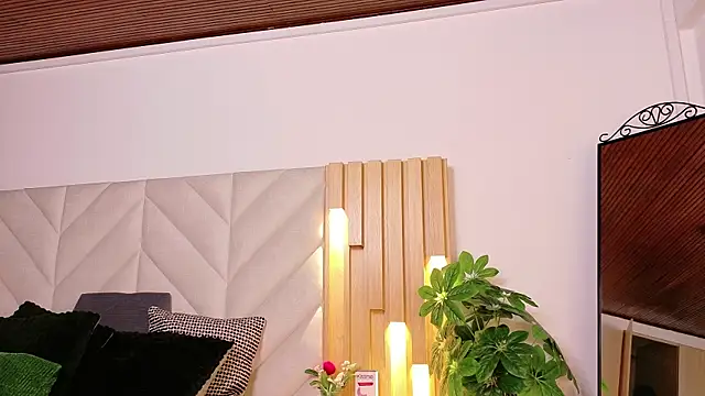 Anaise latif online show from September 30, 2025, 11:37 am