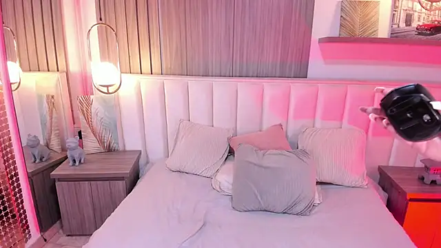 Snapshot of Nicoll_Evans_ chatting on March 6, 2025, 4:07 pm Nicoll Evans online show from March 6, 2025, 4:07 pm