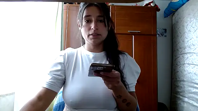 Escarcha-blue online show from May 28, 2026, 9:56 pm