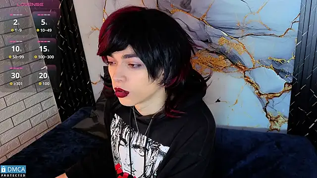 MaeveKuro online show from December 4, 2025, 3:05 am