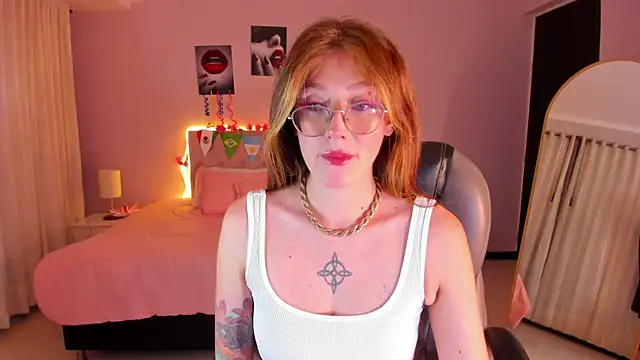 Emily Warren  online show from June 20, 2026, 8:33 pm