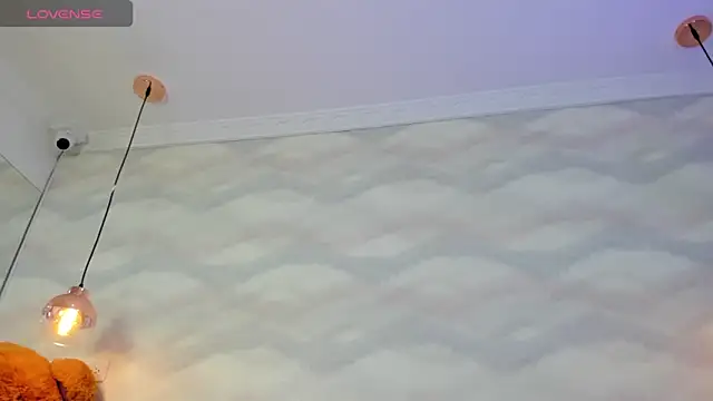 zephyra-angels online show from September 30, 2025, 3:22 am