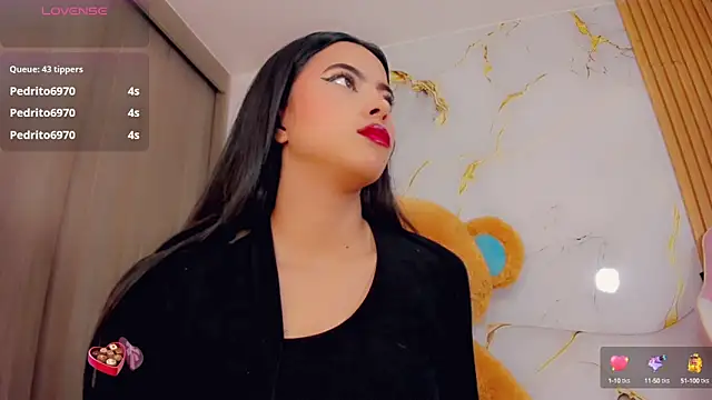 ValeriCardenas online show from September 13, 2025, 11:59 pm