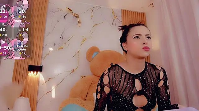 ValeriCardenas online show from February 6, 2026, 2:05 am