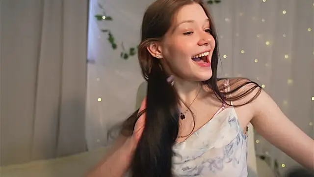 Snapshot of Kelly_Ember chatting on February 26, 2025, 8:59 am Kelly Ember online show from February 26, 2025, 8:59 am