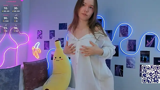 Dreamy Polly online show from March 10, 2025, 7:07 pm