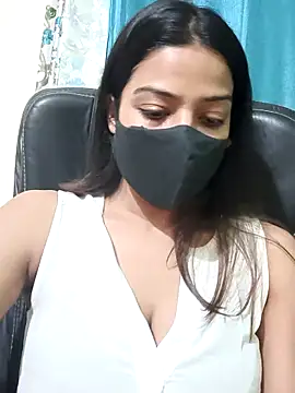 Snapshot of CRAZY__BITE chatting on February 7, 2026, 9:29 pm CRAZY BITE online show from February 7, 2026, 9:29 pm