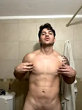 Snapshot of shuki0101 chatting on November 28, 2025, 12:35 am shuki0101 online show from November 28, 2025, 12:35 am