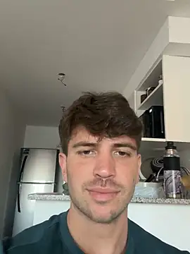 Snapshot of shuki0101 chatting on January 6, 2026, 9:50 pm shuki0101 online show from January 6, 2026, 9:50 pm