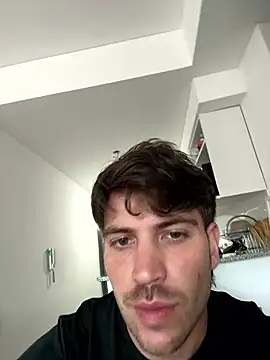 Snapshot of shuki0101 chatting on January 12, 2026, 8:58 pm shuki0101 online show from January 12, 2026, 8:58 pm