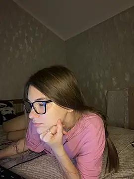 MrrKate online show from April 8, 2026, 1:05 am