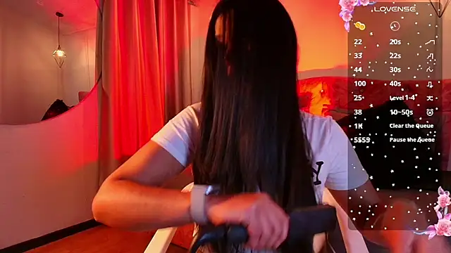 miaoconell online show from October 17, 2025, 8:33 pm