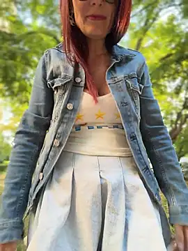 Snapshot of NataKitten chatting on June 28, 2026, 3:23 am NataKitten online show from June 28, 2026, 3:23 am