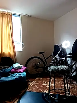 Snapshot of Ali3Martin chatting on March 22, 2025, 4:58 pm Ali3Martin online show from March 22, 2025, 4:58 pm