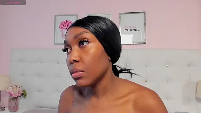 RitaGibsonn online show from November 14, 2025, 7:34 pm