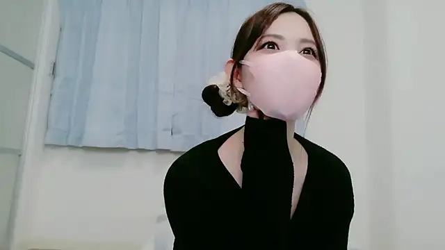 Snapshot of NANA_7 chatting on November 30, 2025, 12:58 am NANA 7 online show from November 30, 2025, 12:58 am