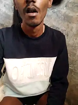 Snapshot of BlackDog__69 chatting on February 26, 2025, 9:21 am BlackDog 69 online show from February 26, 2025, 9:21 am