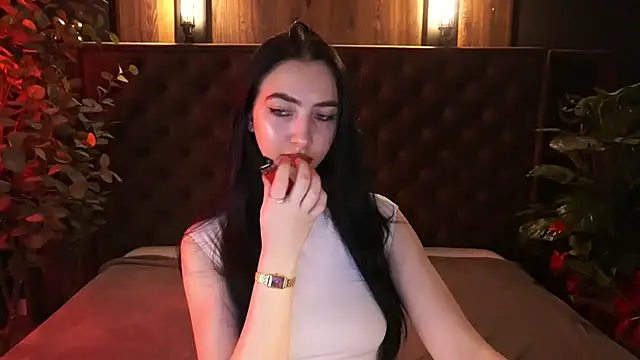 WildKittenX  online show from April 1, 2026, 5:41 am