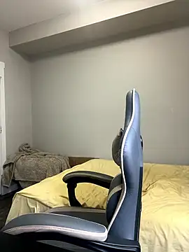 kurvibabe online show from January 12, 2026, 8:25 pm