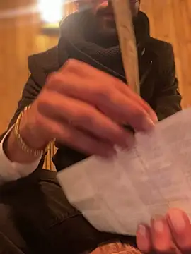 YJeromZCoxk online show from March 9, 2025, 10:08 pm