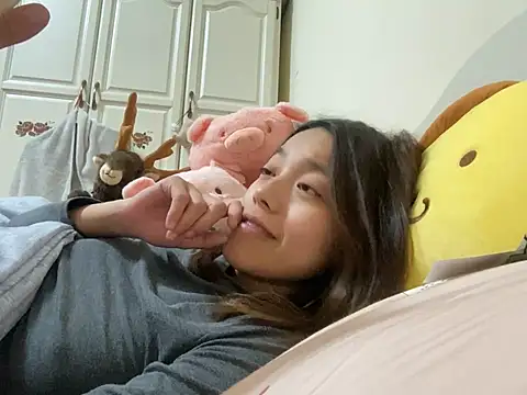 ladypaggy online show from March 16, 2025, 3:50 pm