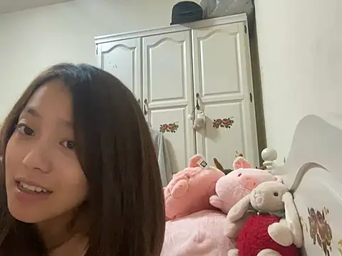 ladypaggy online show from March 17, 2025, 4:22 pm