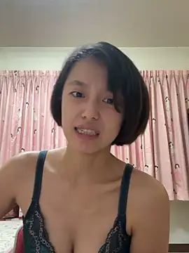 Snapshot of ladypaggy chatting on February 14, 2026, 5:43 pm ladypaggy online show from February 14, 2026, 5:43 pm