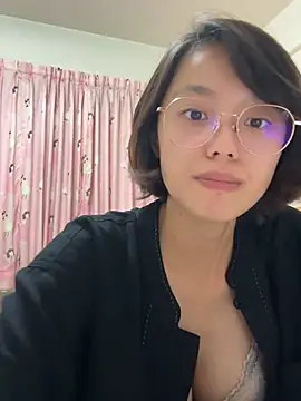 Snapshot of ladypaggy chatting on April 4, 2026, 1:52 pm ladypaggy online show from April 4, 2026, 1:52 pm