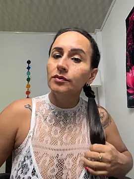 Sara Charmy online show from May 28, 2026, 11:18 am