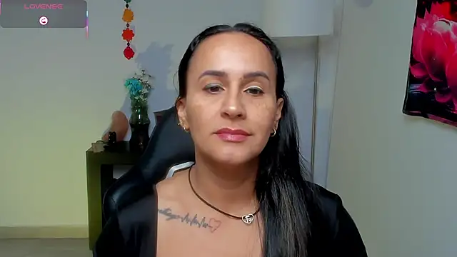 Sara Charmy online show from June 2, 2026, 11:23 am