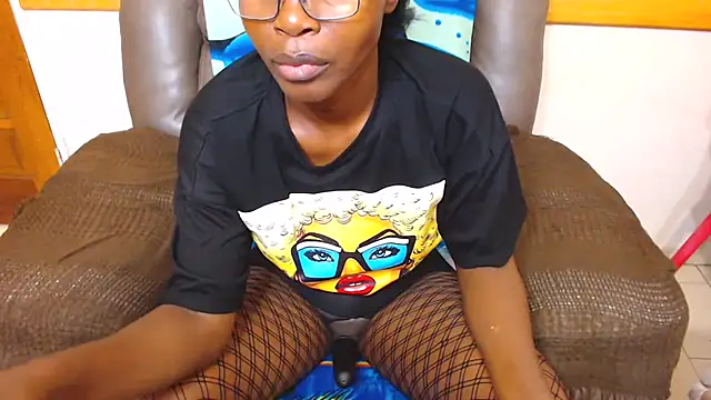 ChocolateClit online show from November 29, 2025, 3:20 am