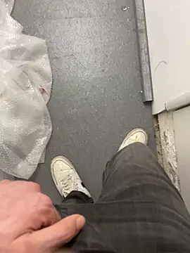 GreekDaddyNickOfficial online show from March 15, 2025, 4:21 pm