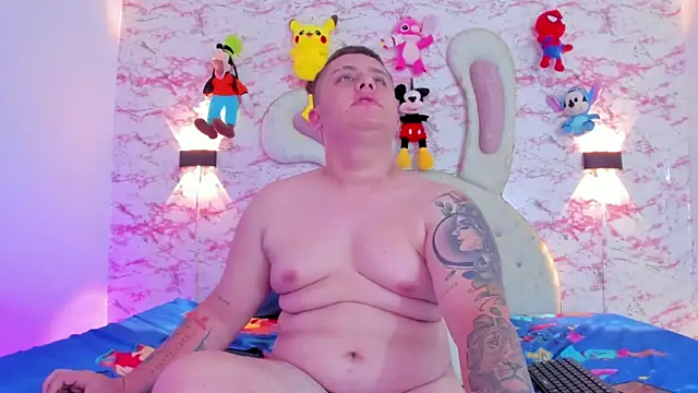 Snapshot of IM_SINAY chatting on October 9, 2025, 8:51 pm IM SINAY online show from October 9, 2025, 8:51 pm